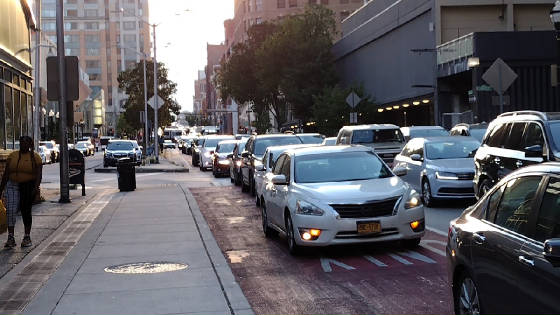 baltimoremtabaltimorestreet2-busesblocked-rapiddedicatedbusredlanecarfilledandcrumblingseptember4th2022.jpg