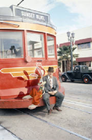 rogerrabbitbigredstreetcar.jpg