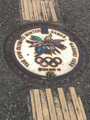 tactilewalkway-olympicsmanholecover-naganojapanphoto-naganojmmmm.jpg