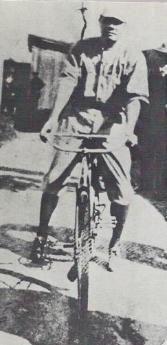 bicyclebaberuthbaltimore1914.jpg