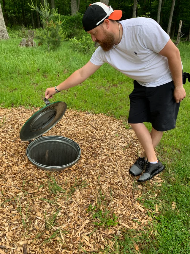 undergroundrubbishcontaineratmarylandgolfcoursebearproof.jpg