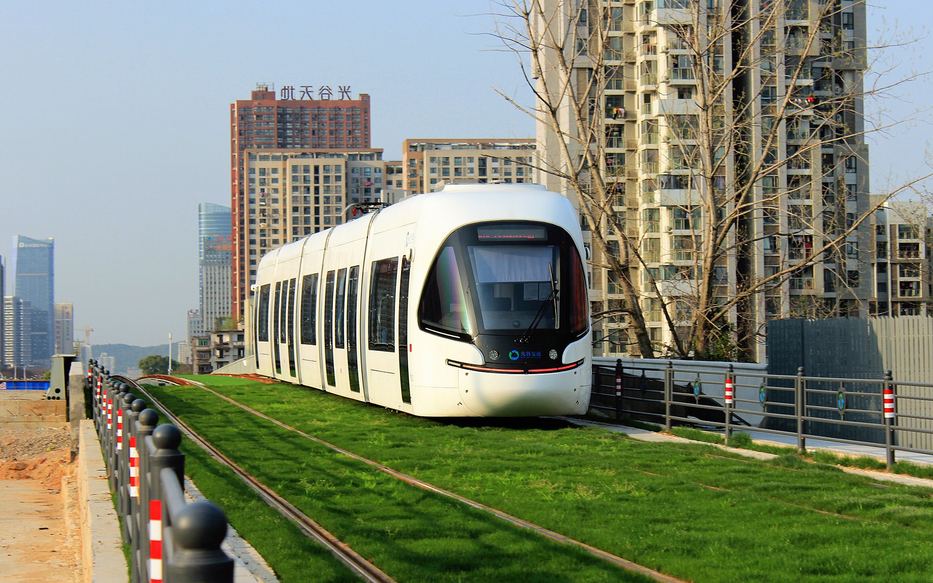 wuhanopticsvalleymoderngreentracktram.jpg